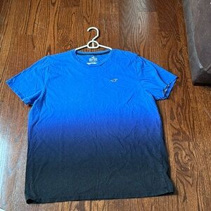 Hollister blue ombré men’s T-shirt never worn size Xl perfect condition
